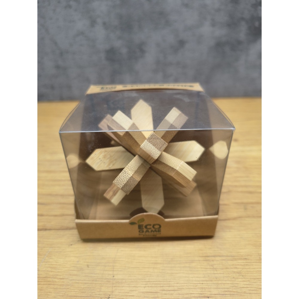 Eco Game Bamboo Puzzle - Snowflake **** - NEW IN BOX!!